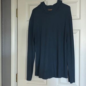 Men’s LuLuLemon lightweight hoodie